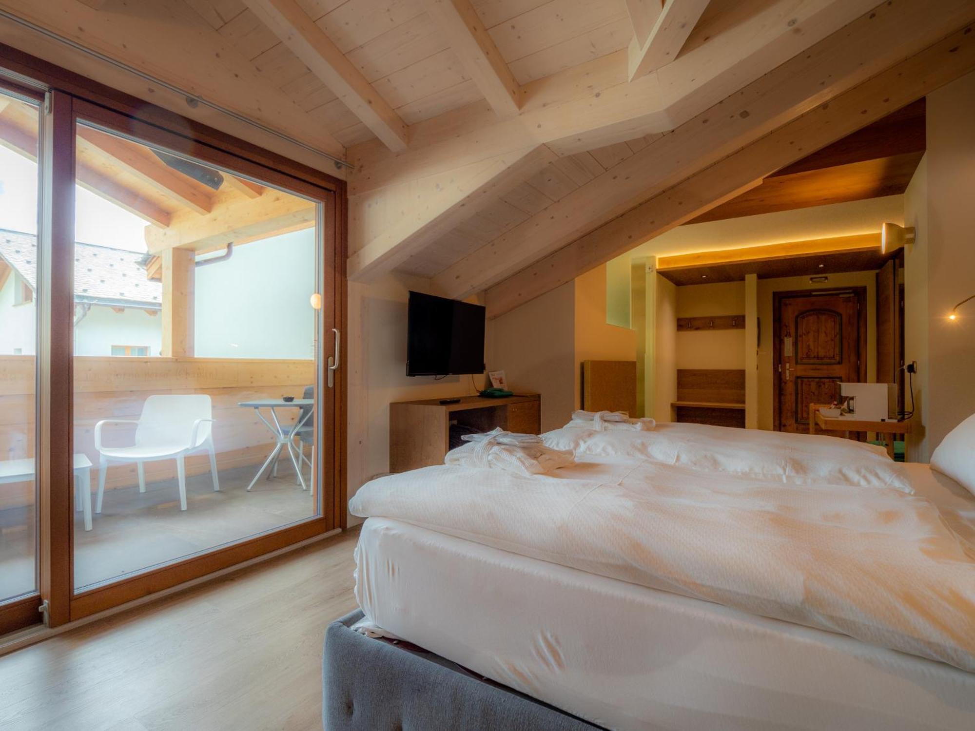 Hotel Cervo ลีวินโญ ภายนอก รูปภาพ