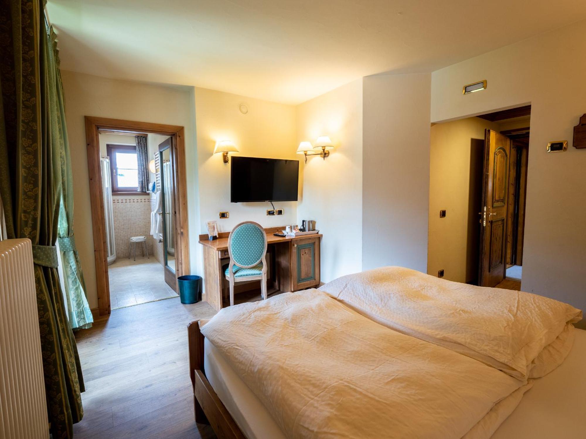 Hotel Cervo ลีวินโญ ภายนอก รูปภาพ