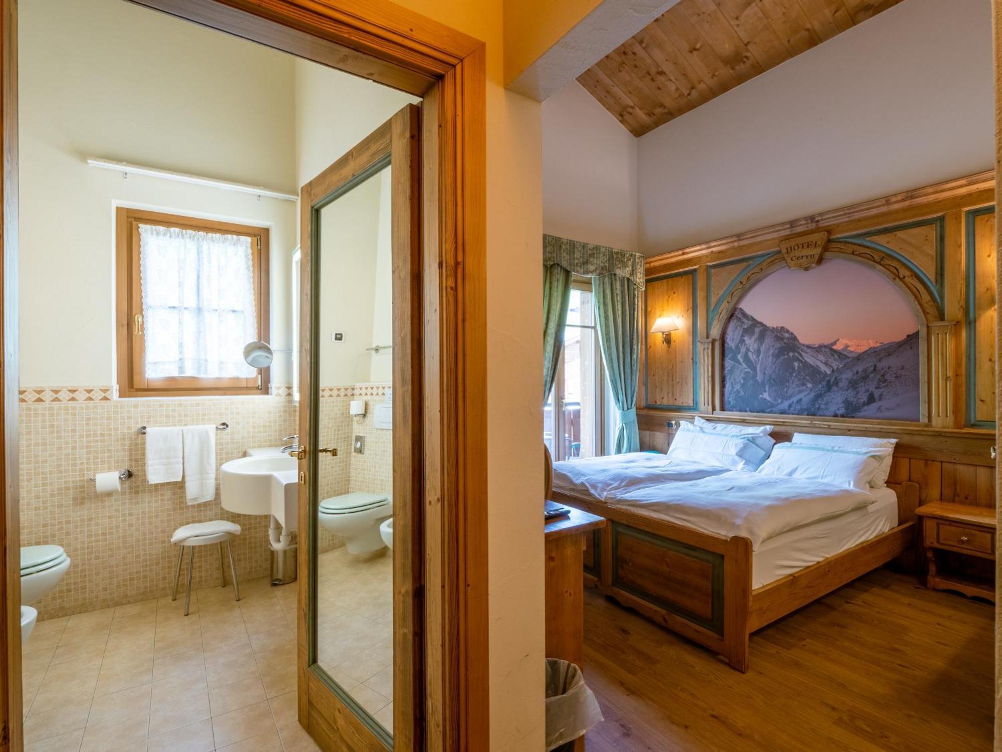 Hotel Cervo ลีวินโญ ภายนอก รูปภาพ