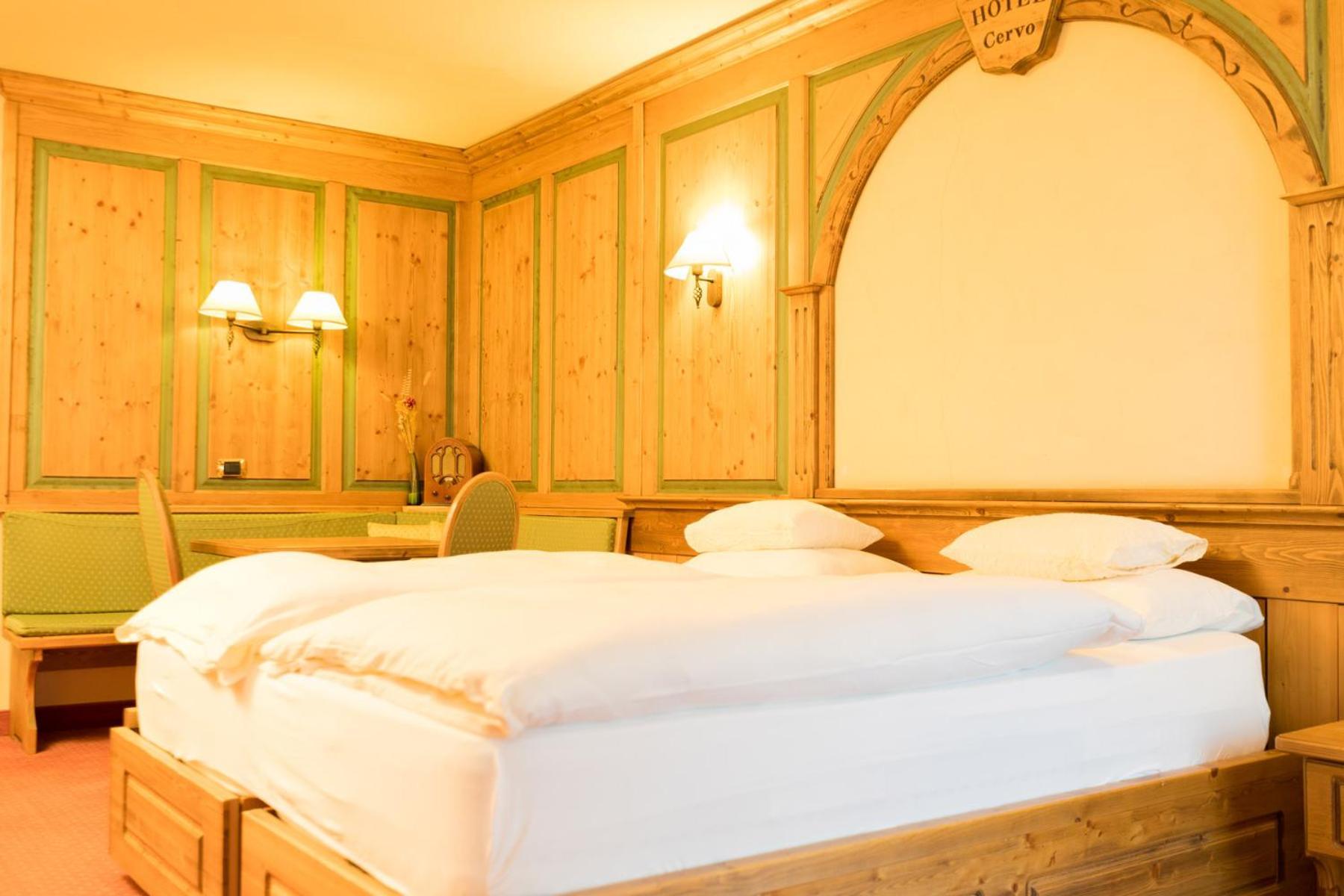 Hotel Cervo ลีวินโญ ภายนอก รูปภาพ